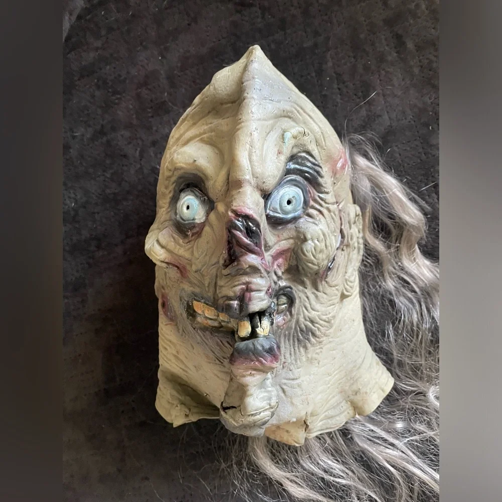 Adult vintage 90’s Crypt Keeper Halloween Costume Mask